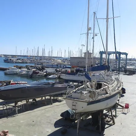 Apartment Best Apartment *